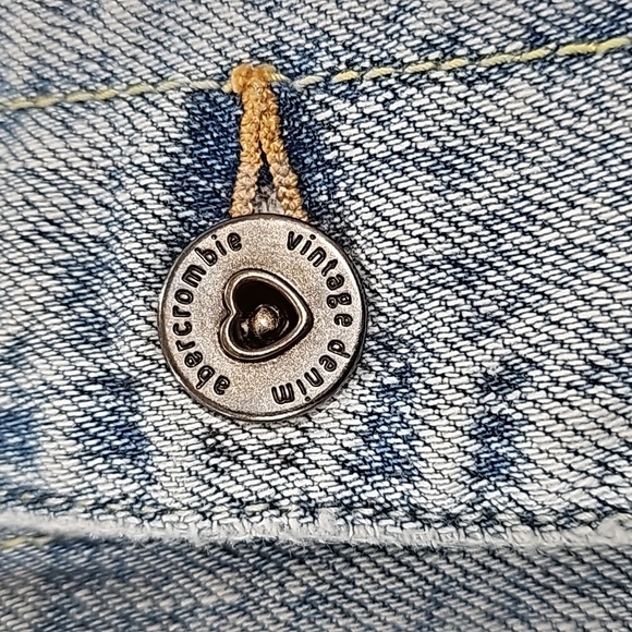 Abercrombie Vintage Denim Girls Jacket size Large - Picture 11 of 12